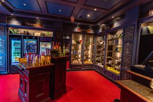 مسرح ليريك – الأماكن العامة