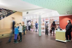 Théâtre New Victory, espaces publics